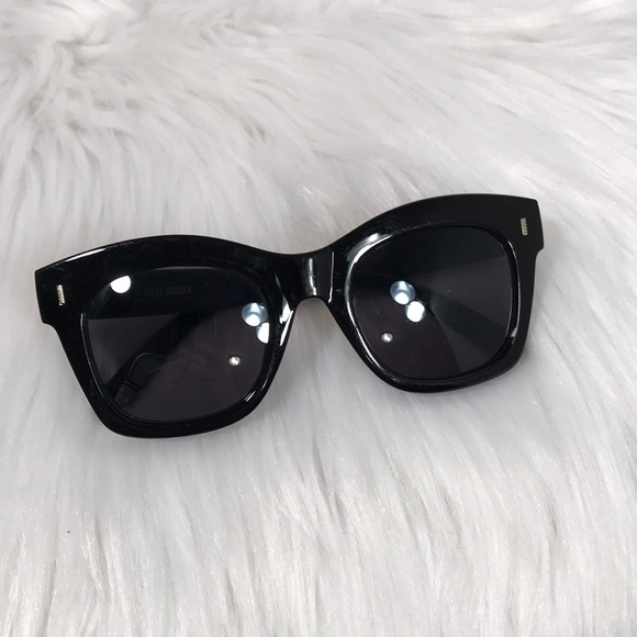 Steve Madden Accessories - Steve Madden sunglasses 🕶